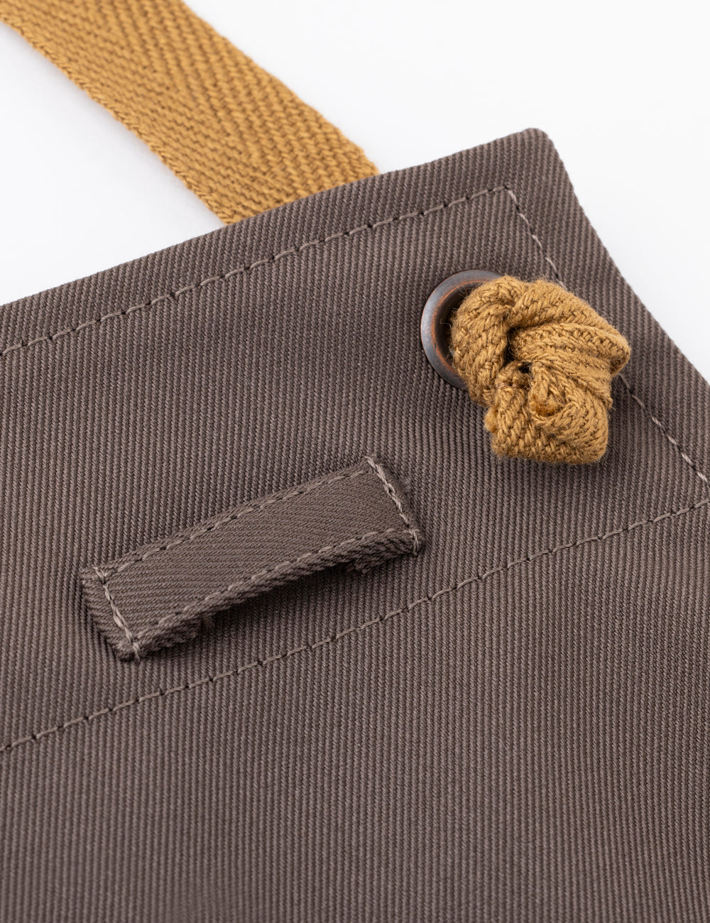 5253　niko and... 兼用首かけエプロン