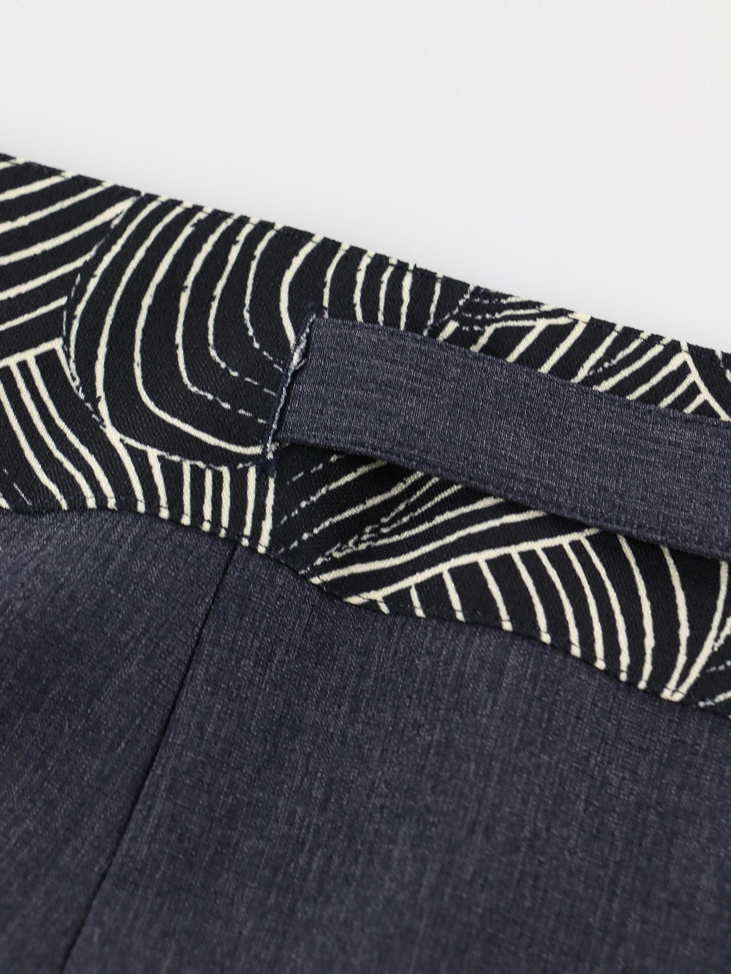 【アウトレット】5245　兼用膝丈サロン