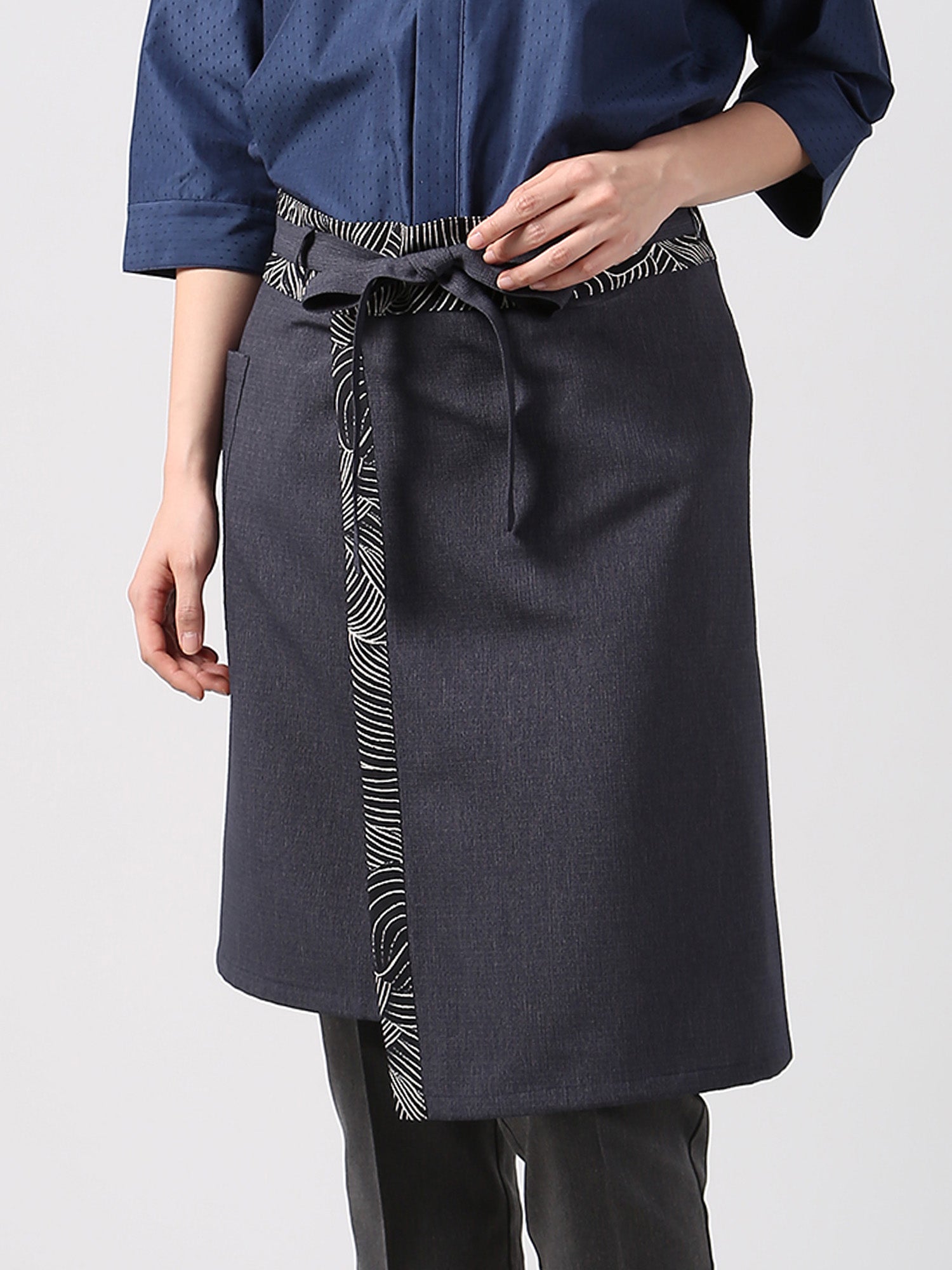 【アウトレット】5245　兼用膝丈サロン